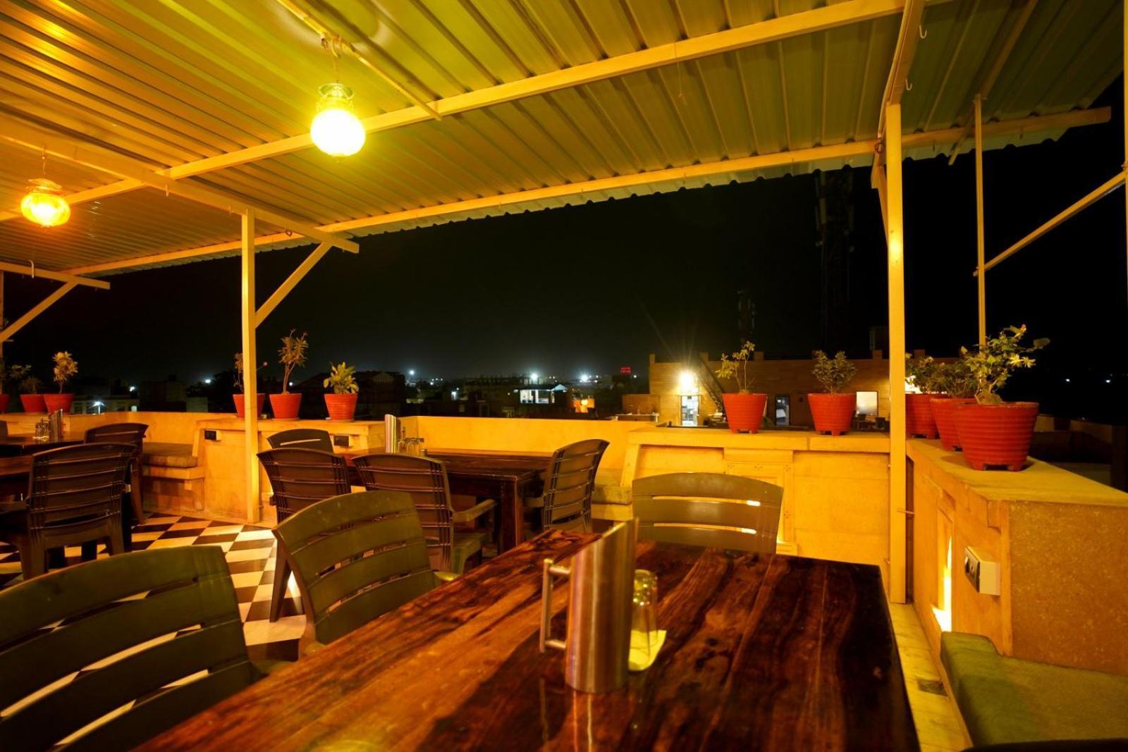 Hotel Vasshifa Palace Jaisalmer Exterior photo
